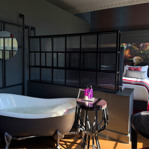 How Scent Shapes First Impressions in Hospitality Spaces